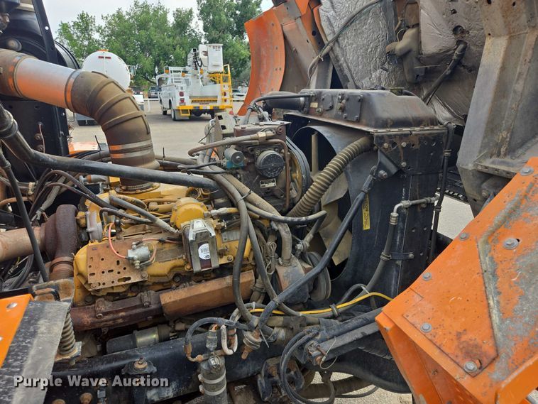 image for item ER5462 1990 White GMC Xpeditor  refuse truck