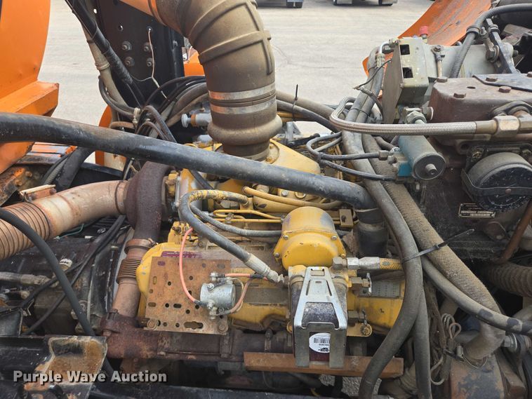 image for item ER5462 1990 White GMC Xpeditor  refuse truck