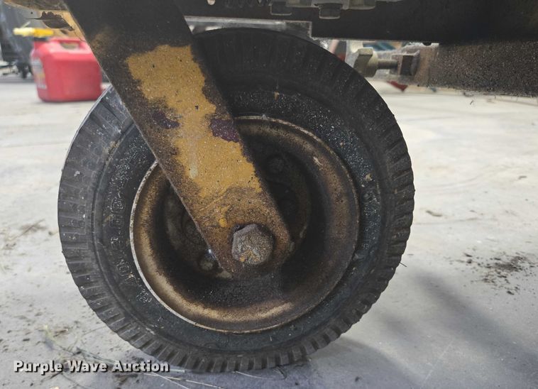 image for item ER5464 Kelly Creswell Pavement Marking Equipment paint sprayer