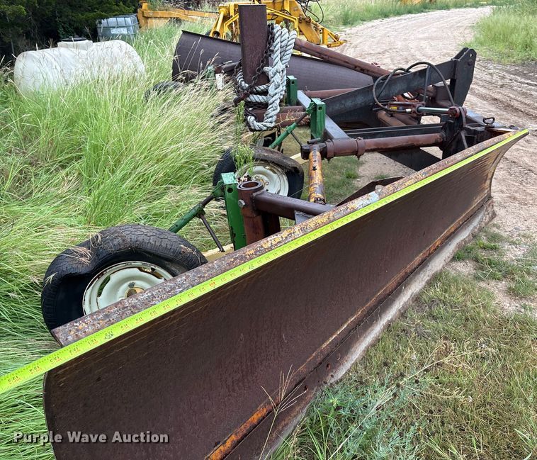 image for item ES7007 Double wing plow
