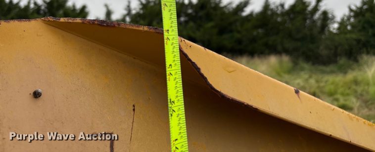 image for item ES7010 11' W V-blade snow plow