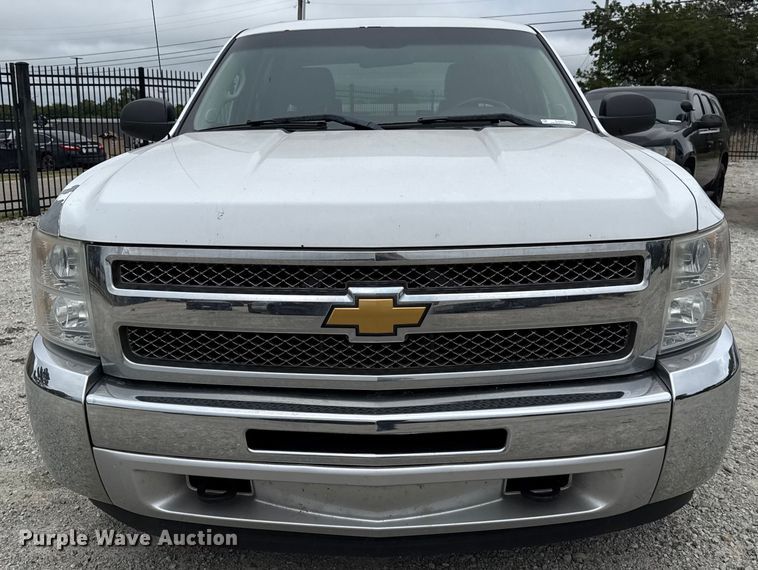 image for item EU2002 2012 Chevrolet Silverado 1500 Crew Cab pickup truck