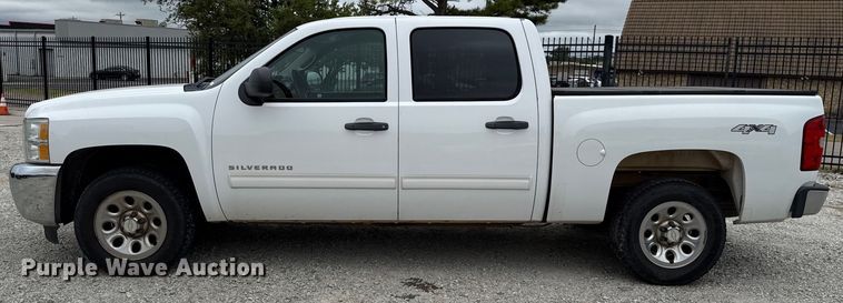 image for item EU2002 2012 Chevrolet Silverado 1500 Crew Cab pickup truck