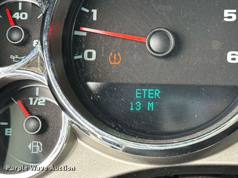 image for item EU2002 2012 Chevrolet Silverado 1500 Crew Cab pickup truck