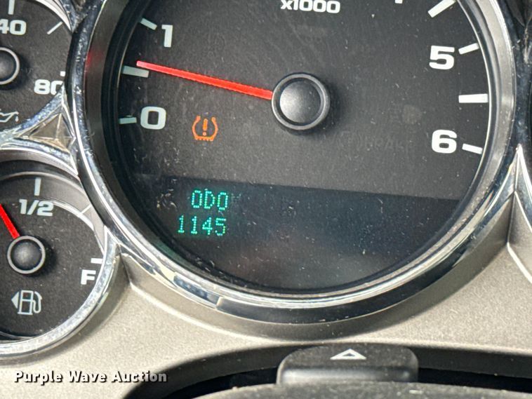 image for item EU2002 2012 Chevrolet Silverado 1500 Crew Cab pickup truck