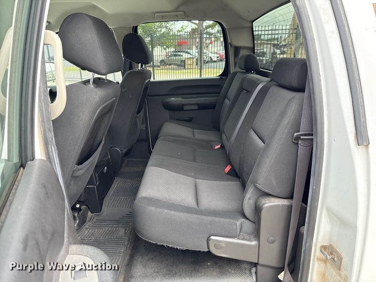 image for item EU2002 2012 Chevrolet Silverado 1500 Crew Cab pickup truck