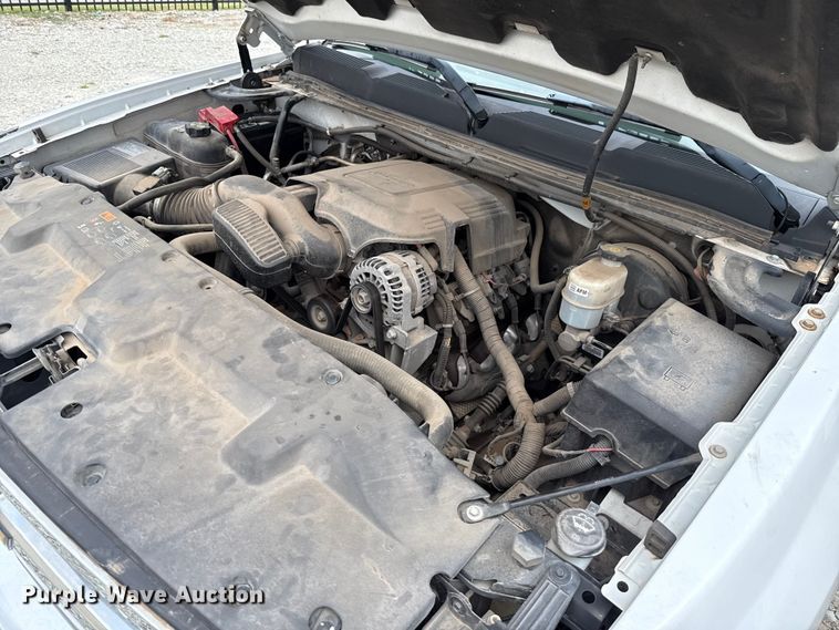 image for item EU2002 2012 Chevrolet Silverado 1500 Crew Cab pickup truck