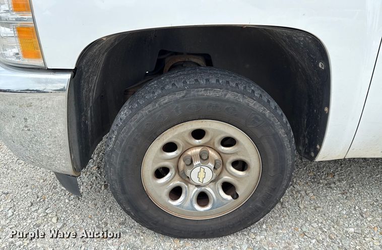 image for item EU2002 2012 Chevrolet Silverado 1500 Crew Cab pickup truck