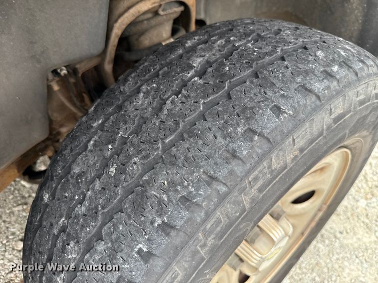 image for item EU2002 2012 Chevrolet Silverado 1500 Crew Cab pickup truck