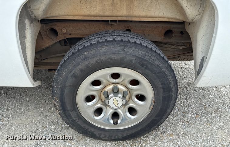 image for item EU2002 2012 Chevrolet Silverado 1500 Crew Cab pickup truck