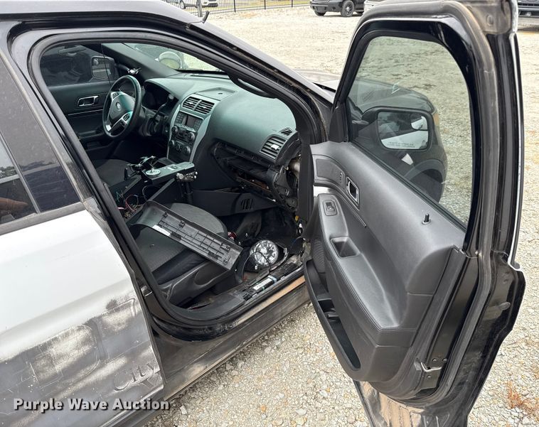 image for item EU2004 2013 Ford Explorer Police Interceptor SUV