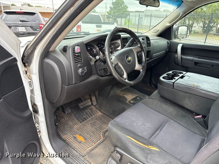 image for item EU2006 2012 Chevrolet Silverado 1500 Crew Cab pickup truck