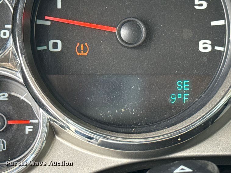 image for item EU2006 2012 Chevrolet Silverado 1500 Crew Cab pickup truck