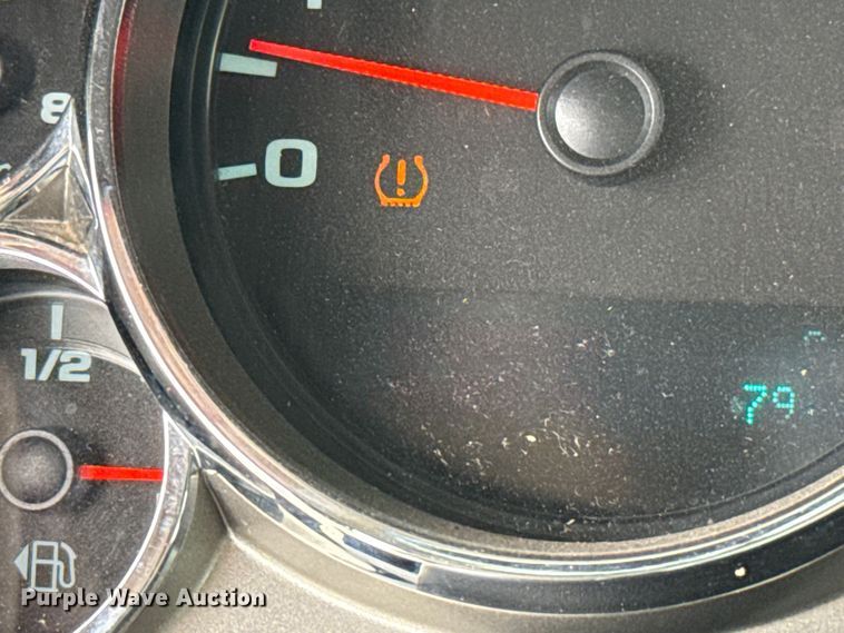 image for item EU2006 2012 Chevrolet Silverado 1500 Crew Cab pickup truck