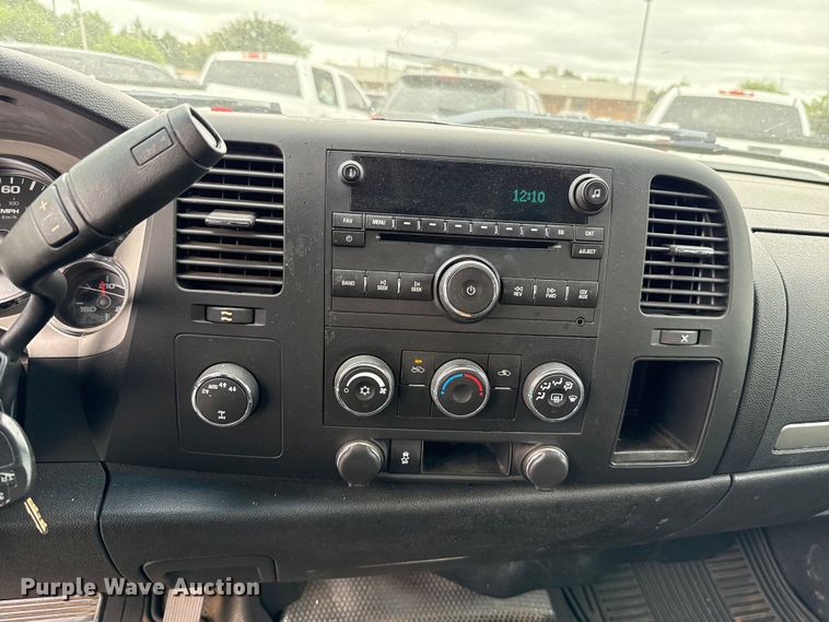 image for item EU2006 2012 Chevrolet Silverado 1500 Crew Cab pickup truck