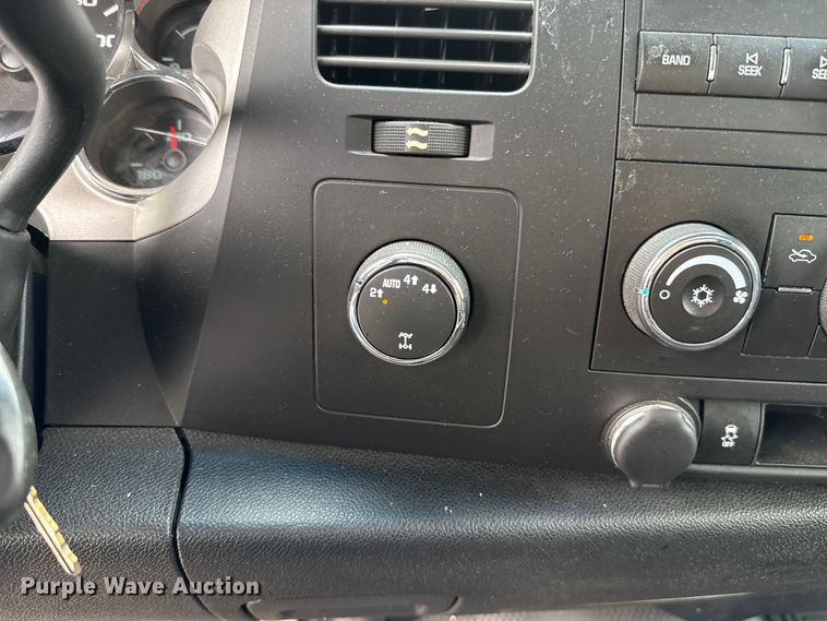 image for item EU2006 2012 Chevrolet Silverado 1500 Crew Cab pickup truck