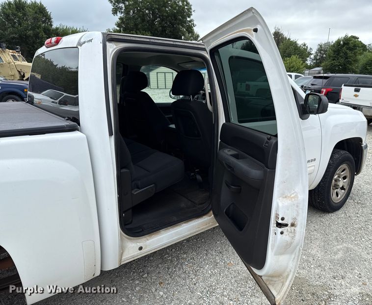 image for item EU2006 2012 Chevrolet Silverado 1500 Crew Cab pickup truck