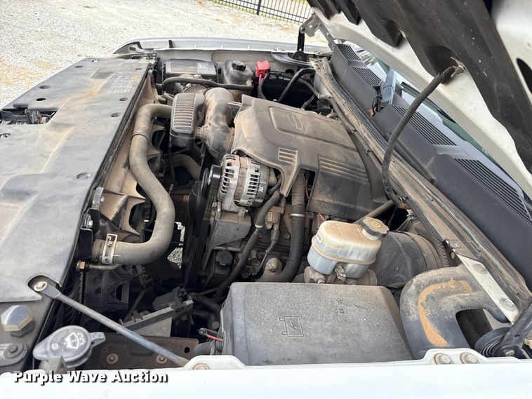 image for item EU2006 2012 Chevrolet Silverado 1500 Crew Cab pickup truck