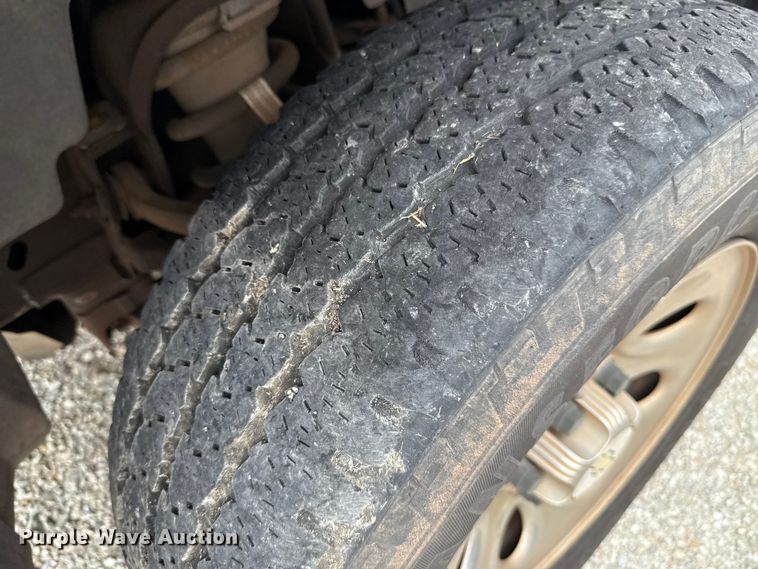 image for item EU2006 2012 Chevrolet Silverado 1500 Crew Cab pickup truck