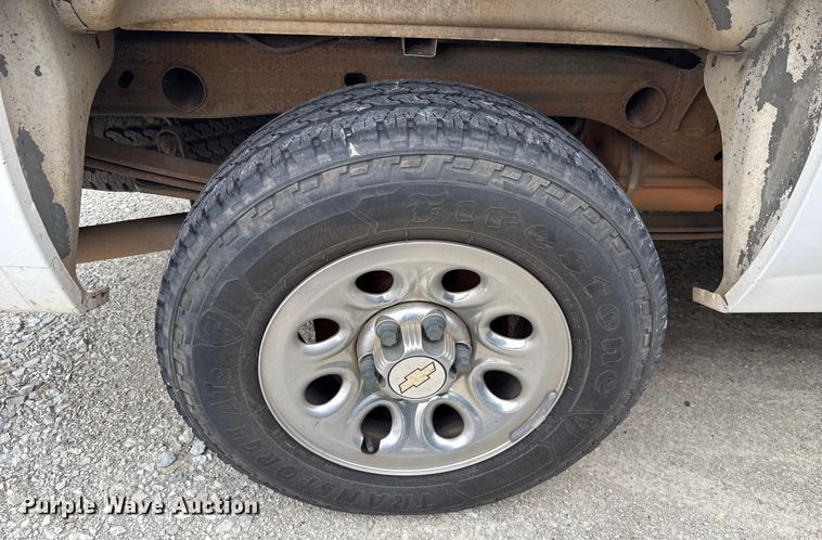 image for item EU2006 2012 Chevrolet Silverado 1500 Crew Cab pickup truck