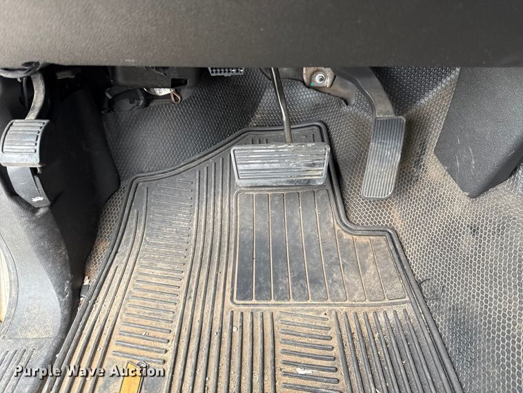 image for item EU2008 2012 Chevrolet Silverado 1500 Crew Cab pickup truck