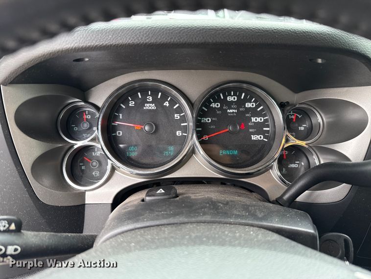 image for item EU2008 2012 Chevrolet Silverado 1500 Crew Cab pickup truck