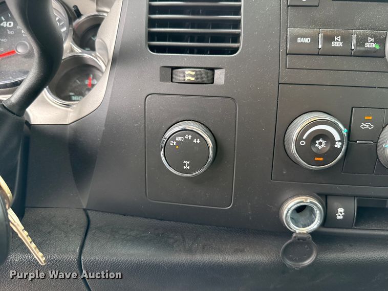 image for item EU2008 2012 Chevrolet Silverado 1500 Crew Cab pickup truck