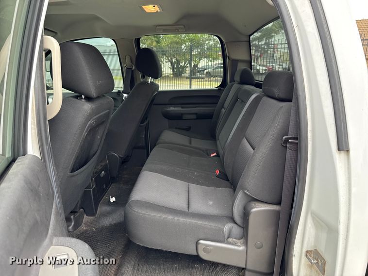 image for item EU2008 2012 Chevrolet Silverado 1500 Crew Cab pickup truck