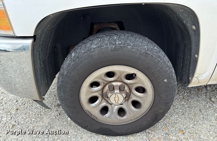 image for item EU2008 2012 Chevrolet Silverado 1500 Crew Cab pickup truck