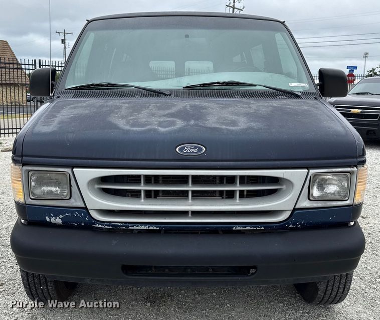 image for item EU2009 1999 Ford E350 van