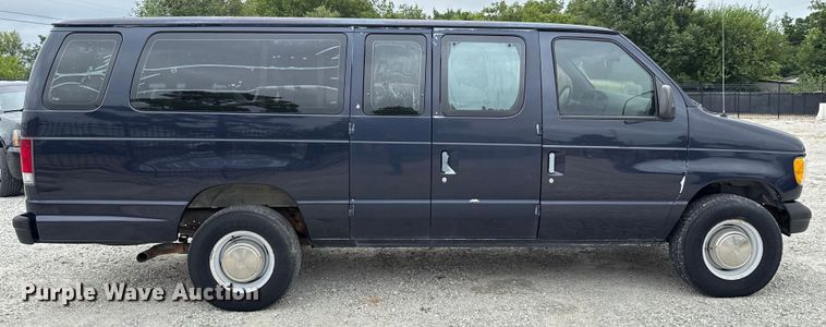 image for item EU2009 1999 Ford E350 van