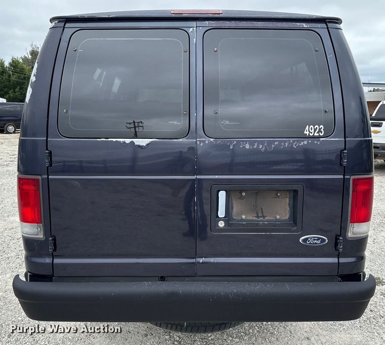 image for item EU2009 1999 Ford E350 van