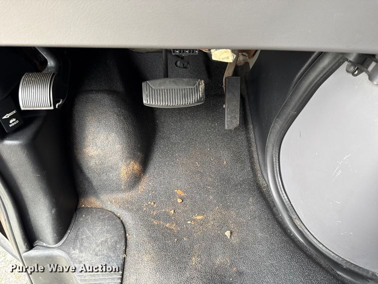 image for item EU2009 1999 Ford E350 van