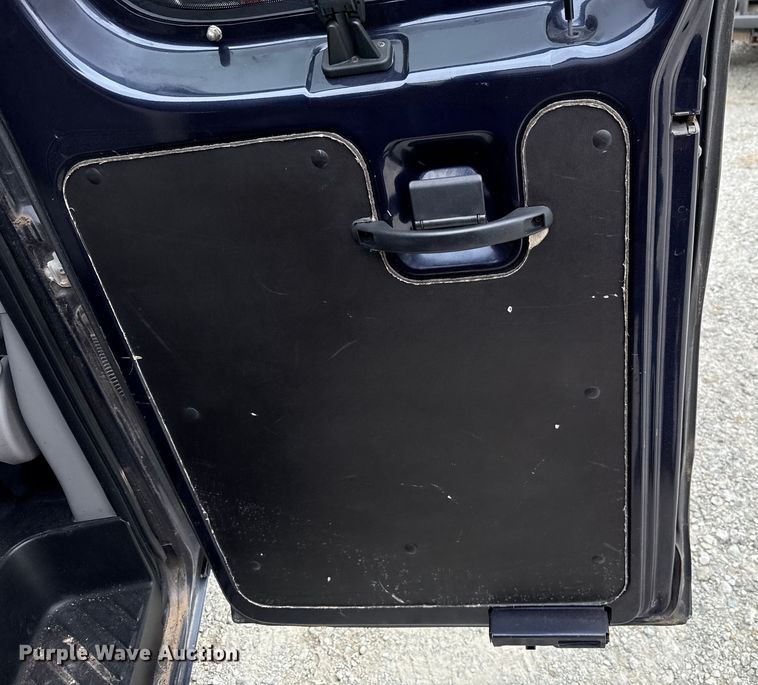 image for item EU2009 1999 Ford E350 van
