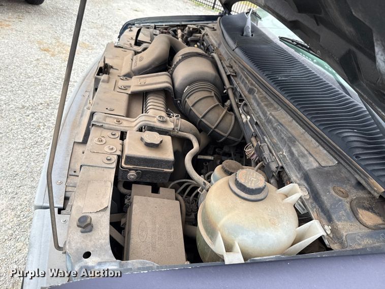 image for item EU2009 1999 Ford E350 van