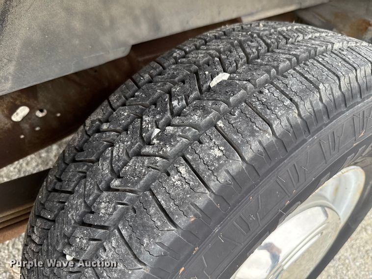 image for item EU2009 1999 Ford E350 van