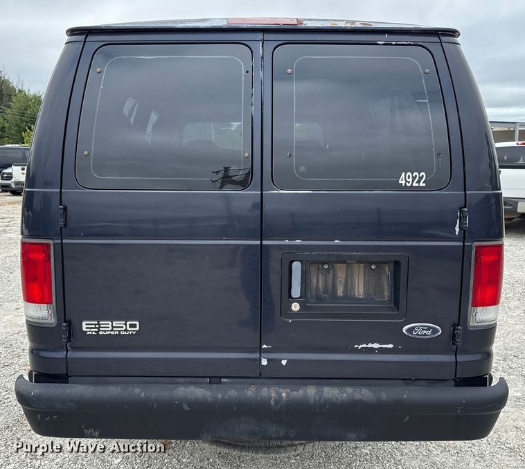 image for item EU2010 2000 Ford E350 van