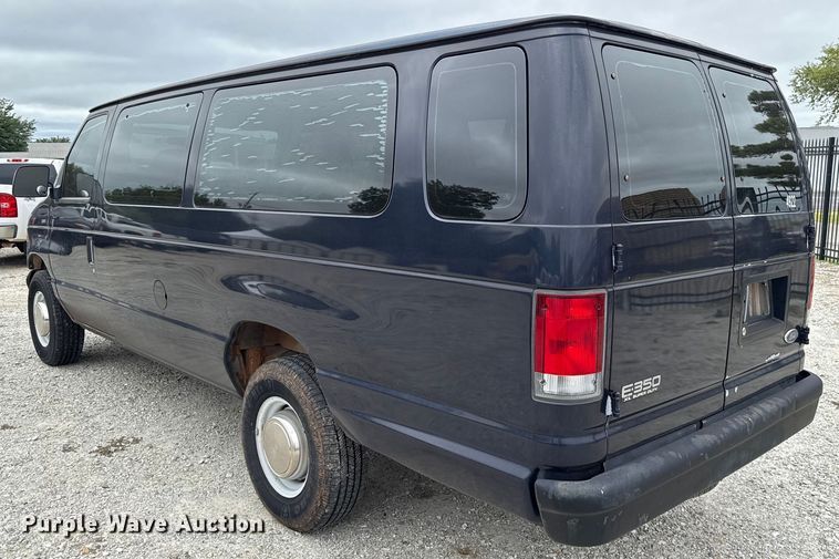 image for item EU2010 2000 Ford E350 van