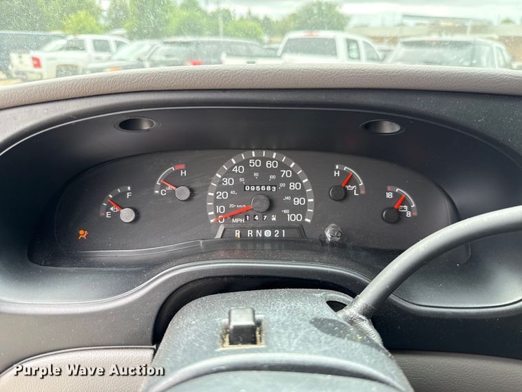 image for item EU2010 2000 Ford E350 van