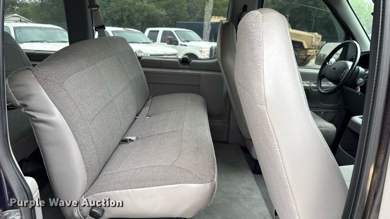 image for item EU2010 2000 Ford E350 van