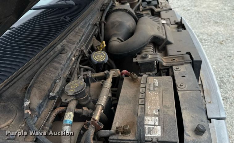 image for item EU2010 2000 Ford E350 van