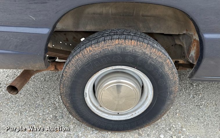 image for item EU2010 2000 Ford E350 van