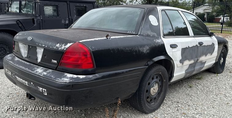 image for item EU2012 2011 Ford Crown Victoria Police Interceptor 