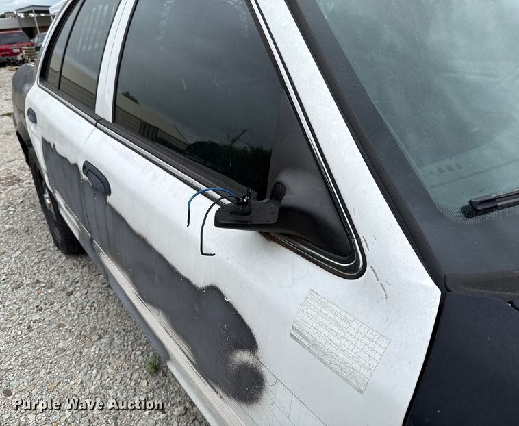 image for item EU2012 2011 Ford Crown Victoria Police Interceptor 