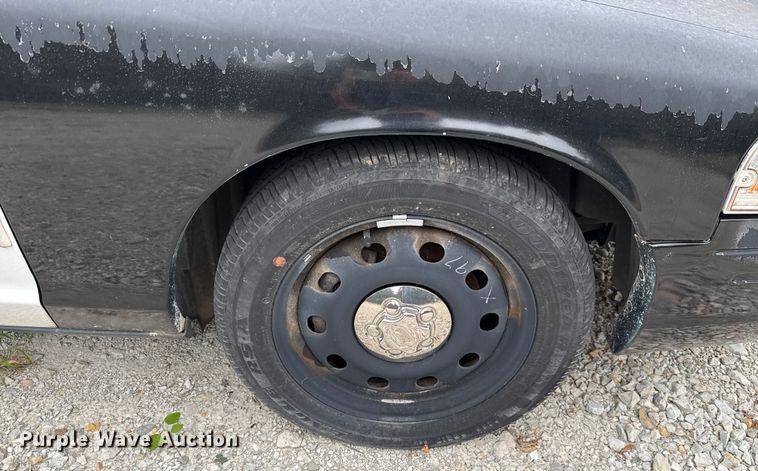 image for item EU2012 2011 Ford Crown Victoria Police Interceptor 