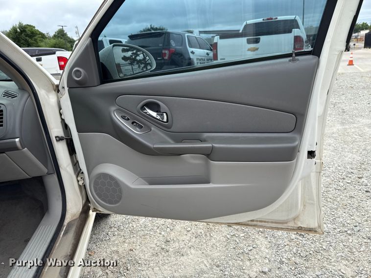 image for item EU2013 2006 Chevrolet Malibu Maxx LT 