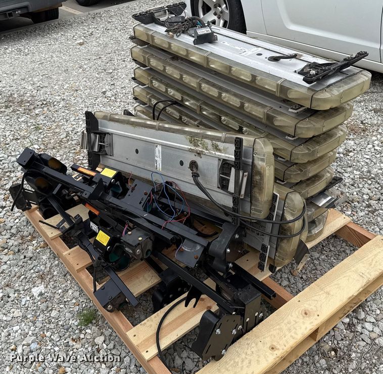 image for item EU2015 Emergency equipment