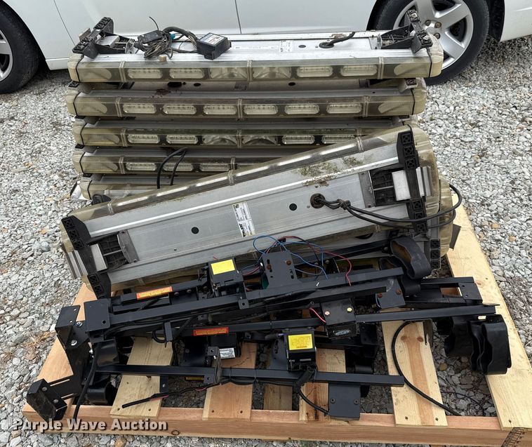 image for item EU2015 Emergency equipment