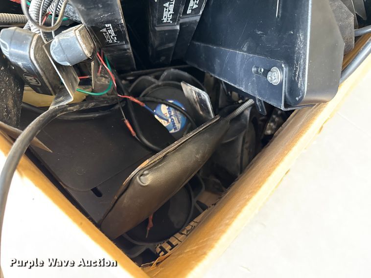 image for item EU2019 Emergency equipment