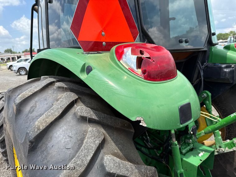 image for item EU2034 2013 John Deere 5101E MFWD tractor